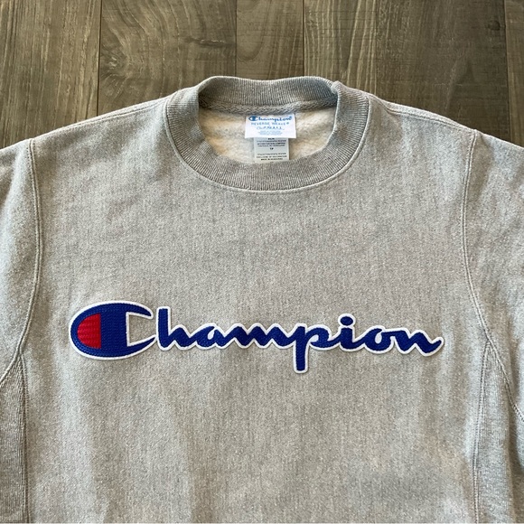 VTG Champion Reverse Weave Spellout Crewneck Sweatshirt
Men’s XS
Ash Gray - Picture 4 of 7